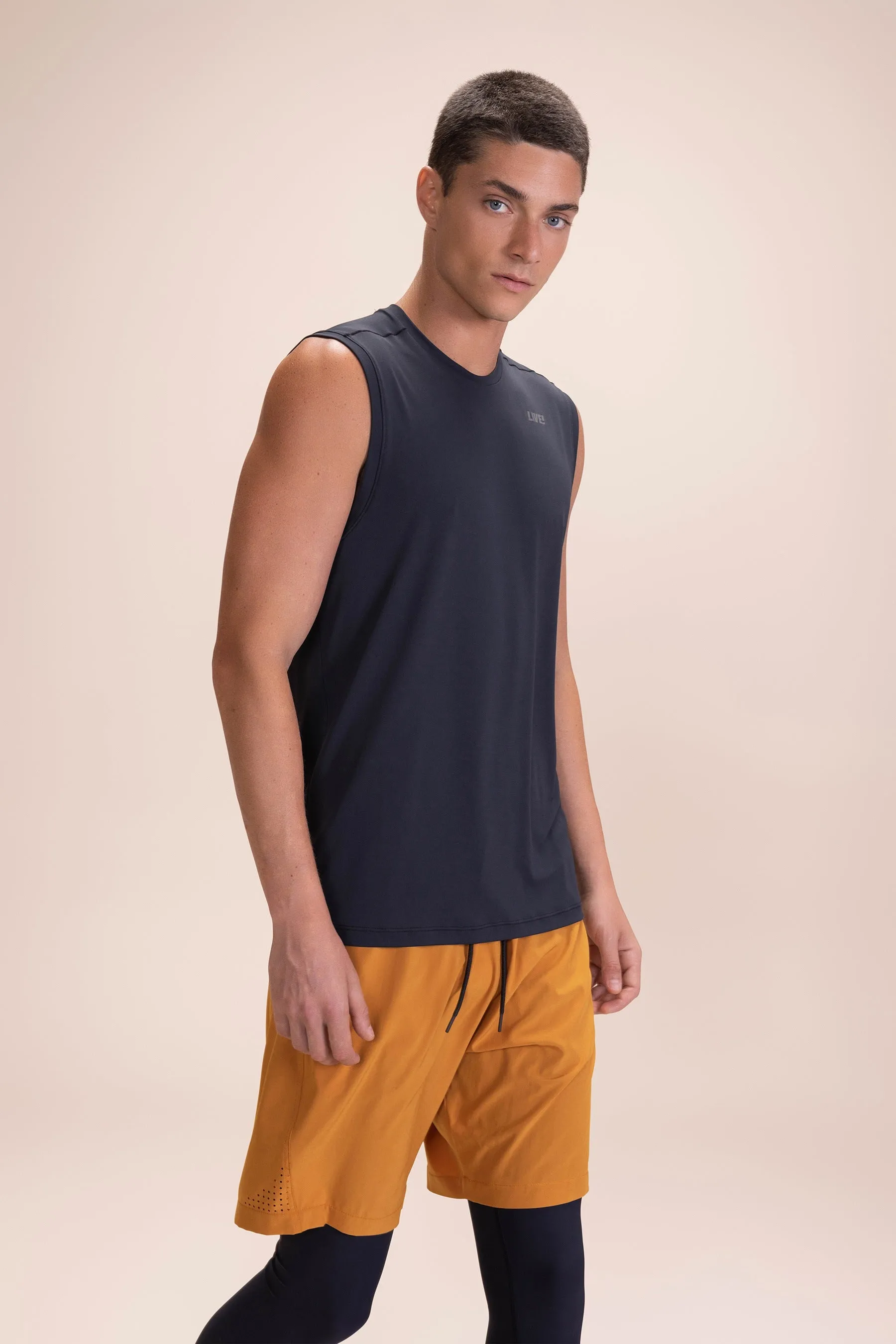 Move 8'' Air Men's Shorts